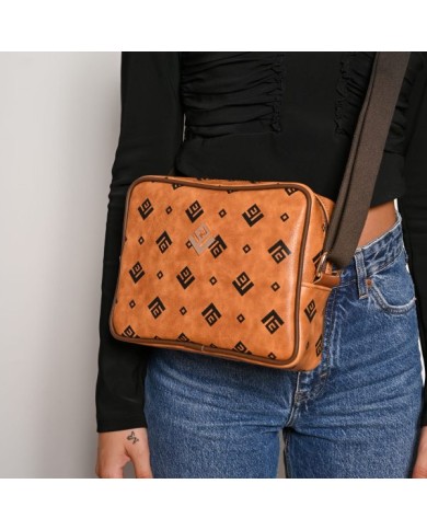 LOVELY Favorite Midi Signature Bag | Tabac
