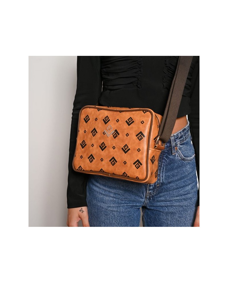 LOVELY Favorite Midi Signature Bag | Tabac