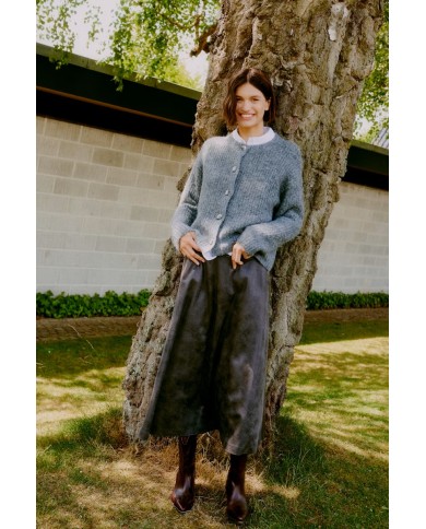 B YOUNG ΦΟΥΣΤΑ