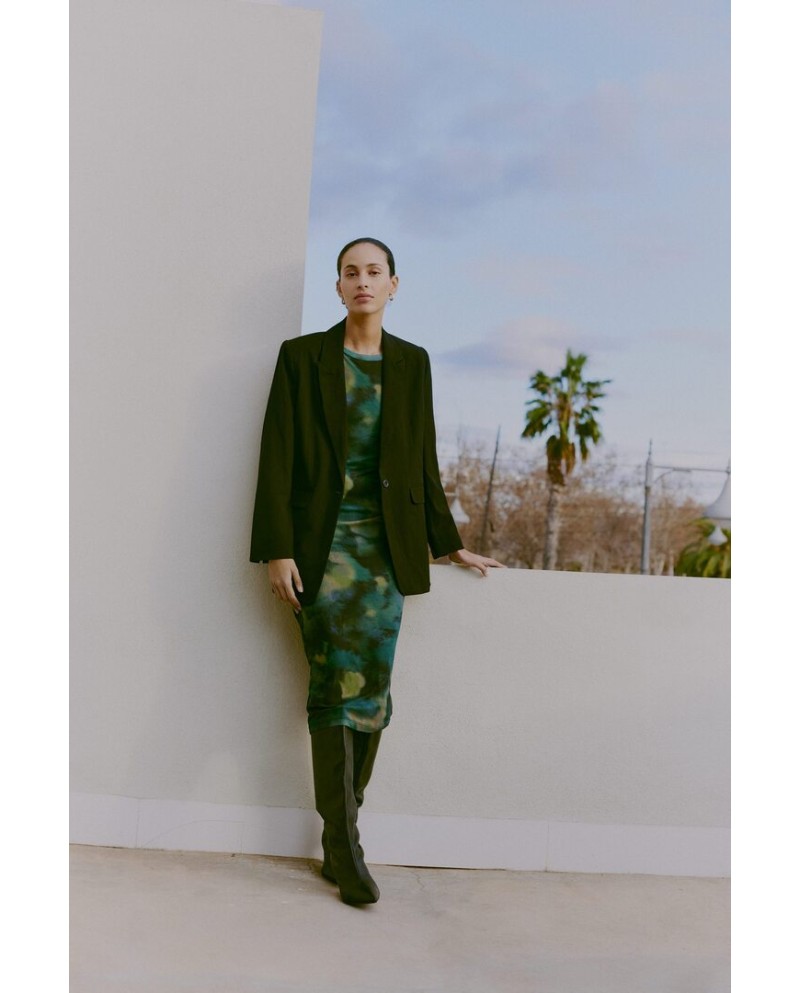 B.YOUNG ΜΠΛΕΙΖΕΡ