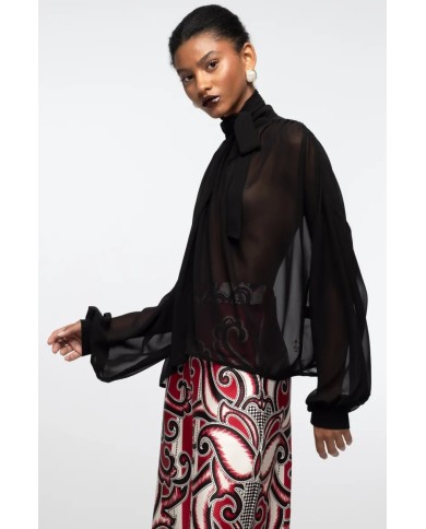 PEACE + CHAOS ΠΟΥΚΑΜΙΣΑ