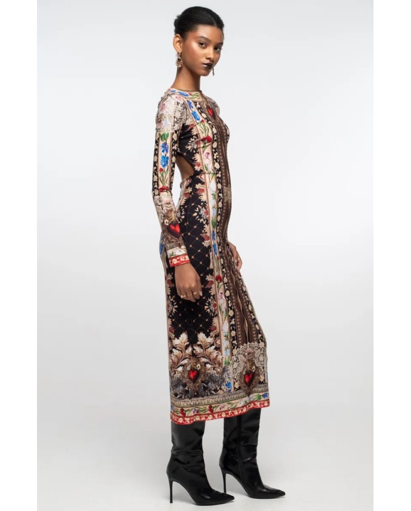 ΦΟΡΕΜΑ PEACE + CHAOS