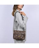LOVELY Favorite Midi Signature Bag